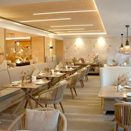 Fichtenwald-Ihr Boutique I Glück`s Hotel - Kraftort - WasserOase 3*
