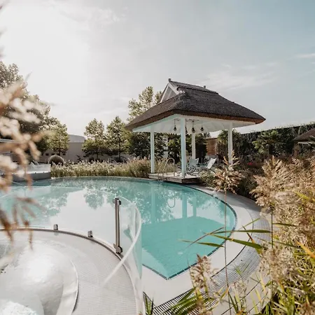 Fichtenwald-ihr Boutique I Glück`s - Ihr Kraftort - Wasserwelten Hotel